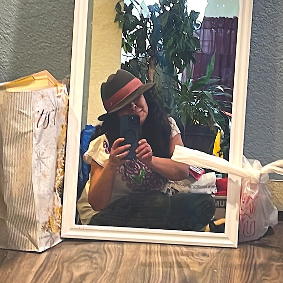 Meet your Posher, Elsa - Picture 3 of 4